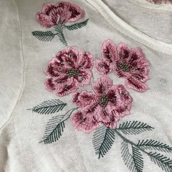 Anthropologie Embroidered Floral Top! - Picture 3 of 6